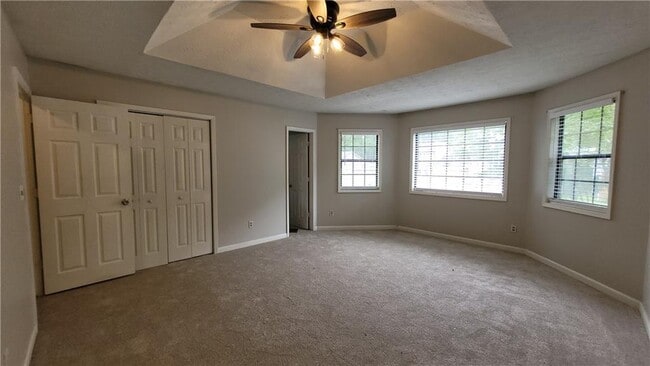 Building Photo - 4991 Sugar Creek Dr