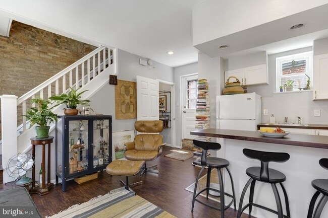 Building Photo - 1630 Rodman St