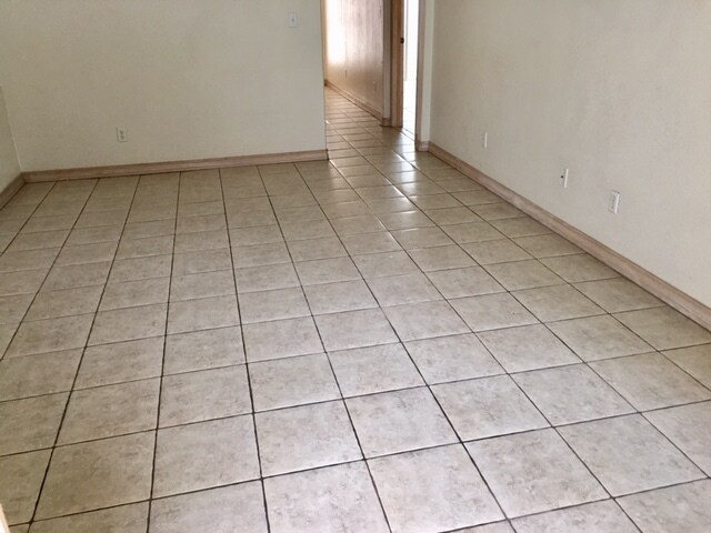 Building Photo - 2408 N I St