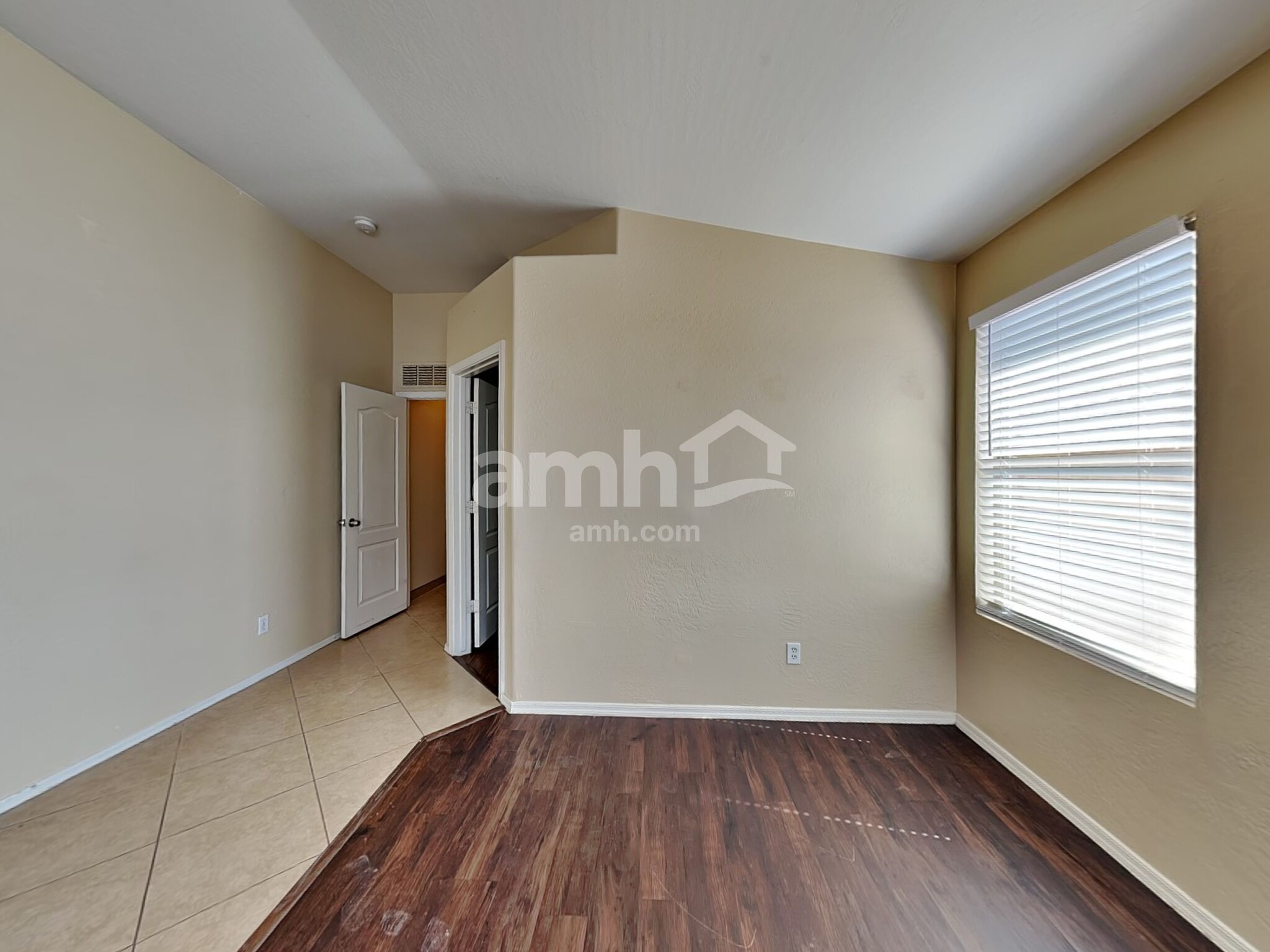 Building Photo - 3733 W Nancy Ln