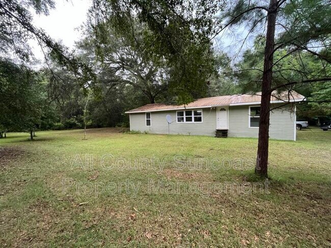 Building Photo - 234 N Forest Ct