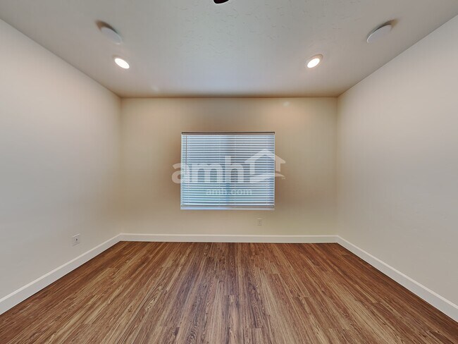 Building Photo - 5126 W White Ash Ct