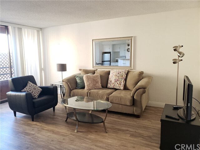 Building Photo - 24055 Paseo Del Lago St