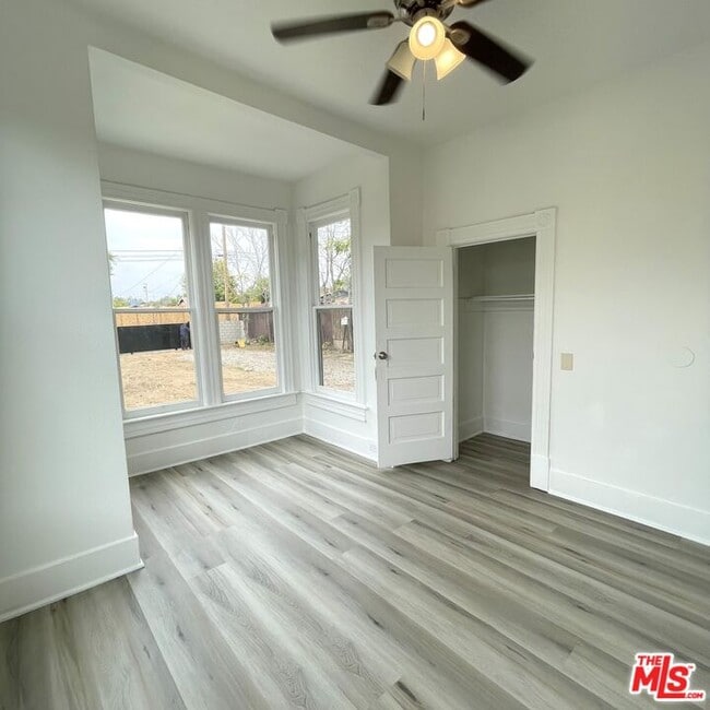 Building Photo - 1224 Lincoln St