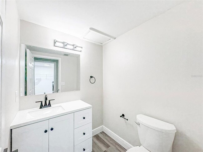 Building Photo - 1631 Monterey Ln