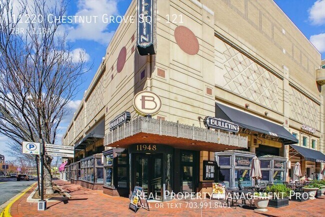 Building Photo - 11220 Chestnut Grove Square