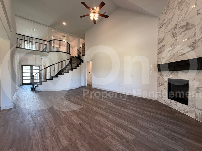 Building Photo - 14697 Valley Trl