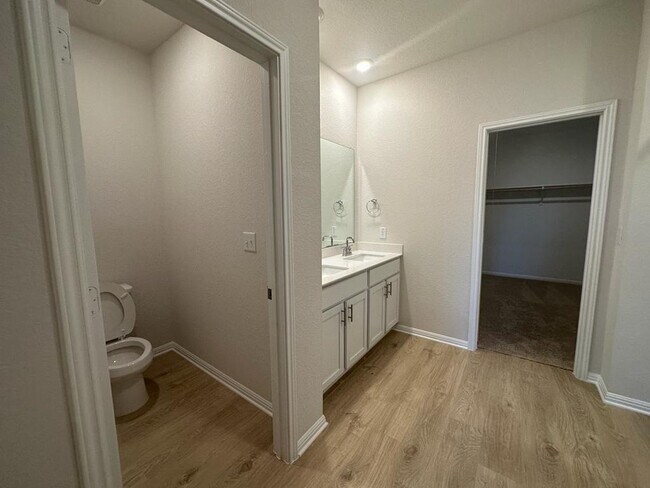 Building Photo - 2508 Indian Clover Trl