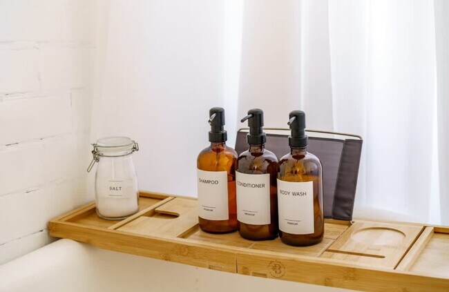 Building Photo - 575 1/2 City Park Avenue-SI ID1265634P