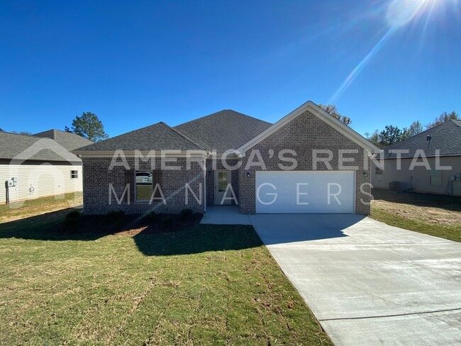 Building Photo - DEPOSIT PENDING! Home for Rent in Lincoln, AL!!! Available to View Now!