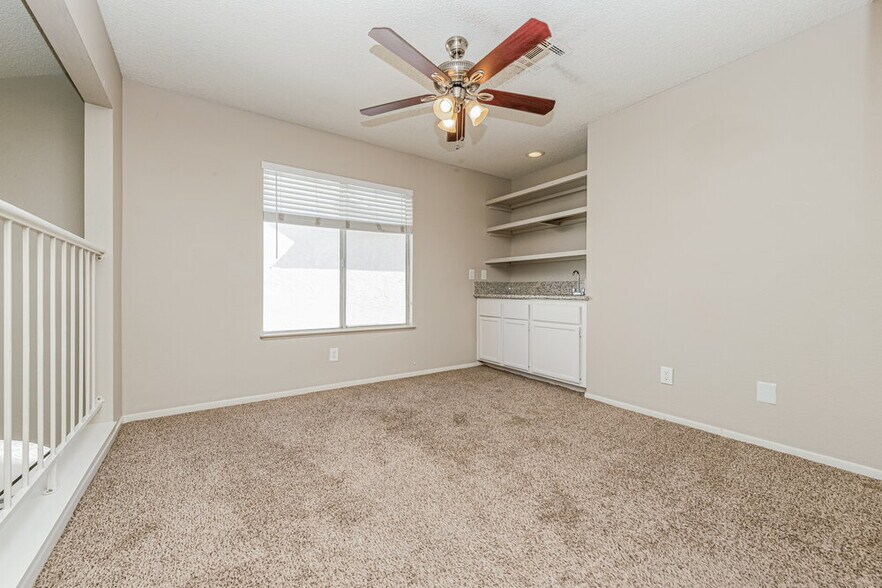 Building Photo - 4421 Mc Bride Dr