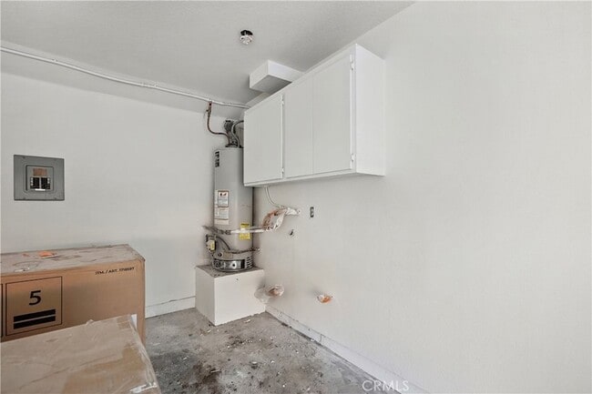 Building Photo - 9619 Olive St