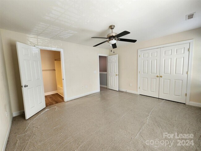 Building Photo - 2434 Ryerson Ct