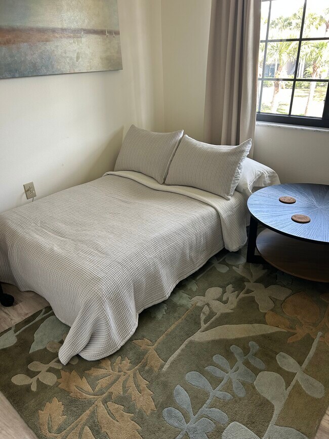 Building Photo - 19505 Quesada Ave