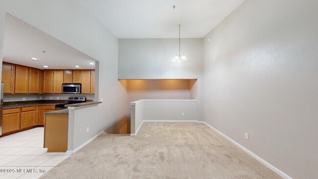 Building Photo - 7063 Deer Lodge Cir