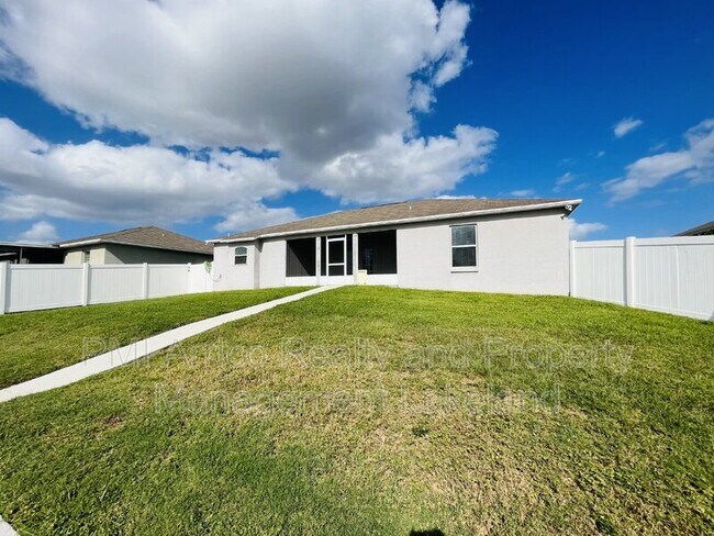 Building Photo - 3519 Kenwood Crossing
