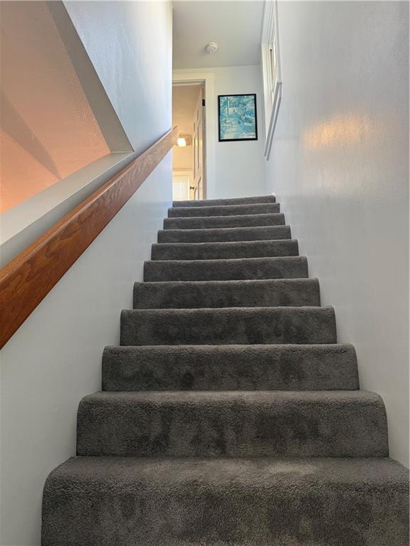 Building Photo - 16 Dudley Ave