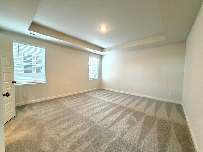 Building Photo - 1333 Gentry Dr