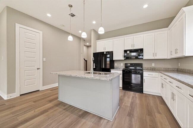 Building Photo - 3514 Runnels St