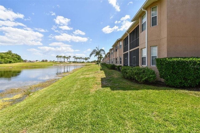 Building Photo - 1003 Fairwaycove Ln