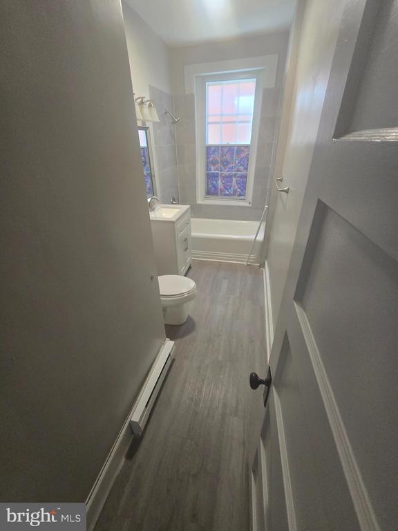 Building Photo - 101 E 3rd St