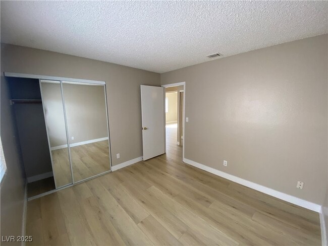 Building Photo - 376 Legacy Dr