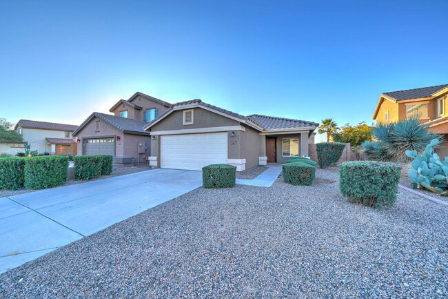 Primary Photo - 41375 W Cahill Dr
