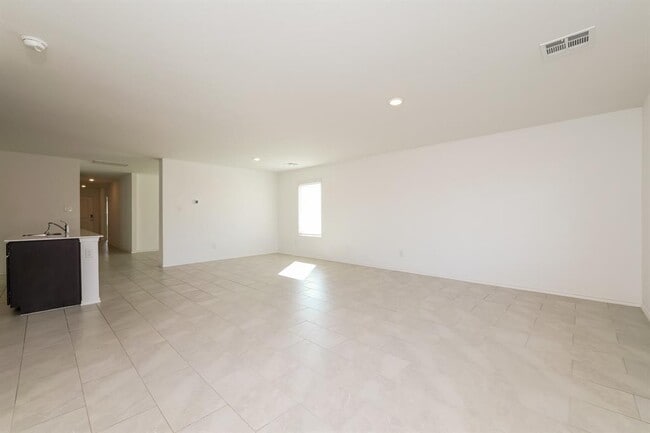 Building Photo - 10952 SW 23rd Pl