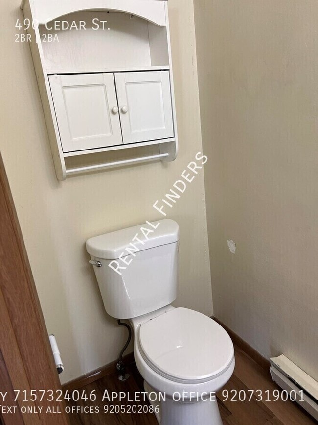 Building Photo - 490 Cedar St