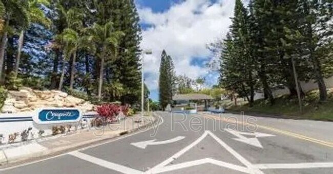 Building Photo - 545 Mananai Pl