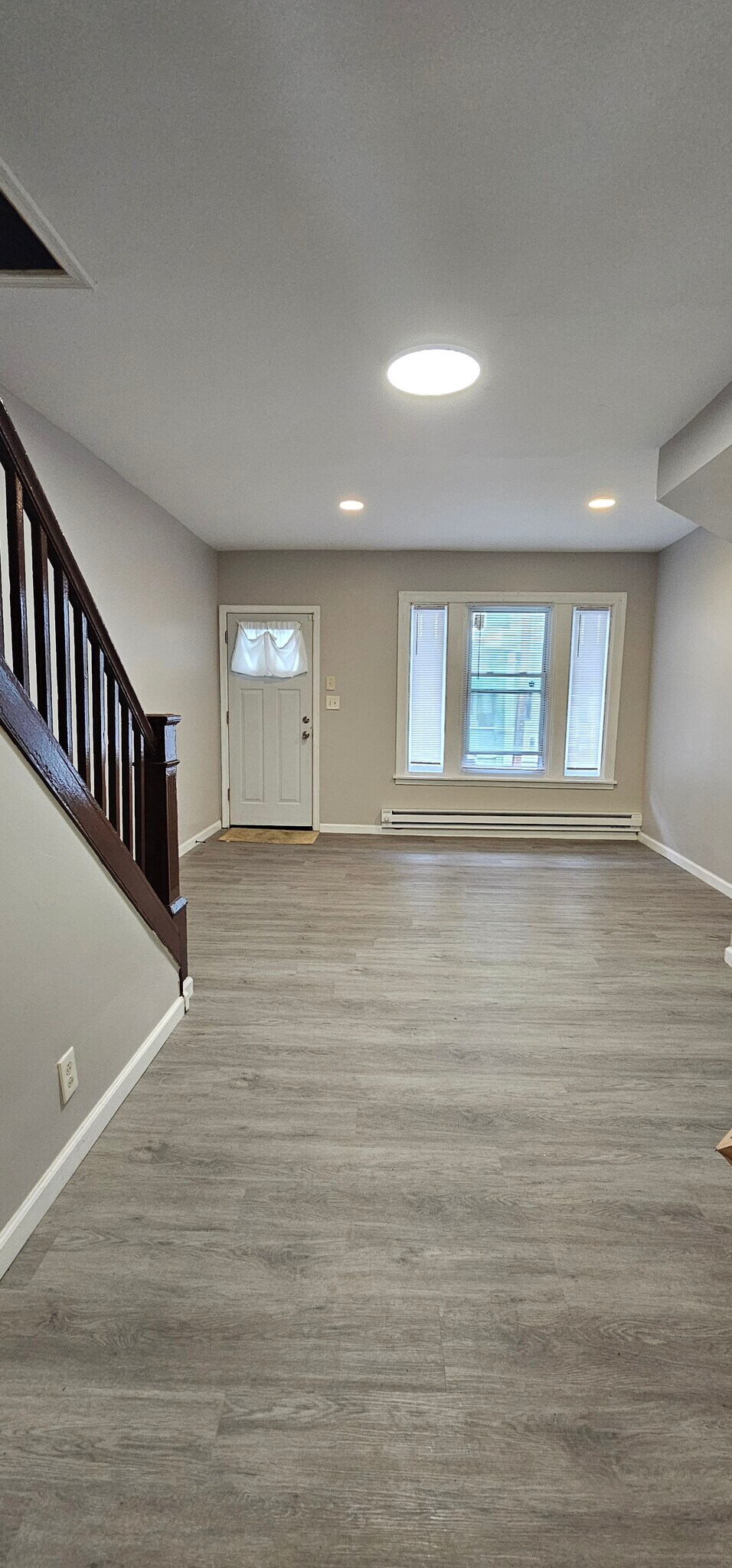 Building Photo - 1541 S Marston St