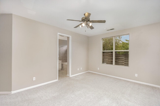 Building Photo - 741 Whispering Brook Trce