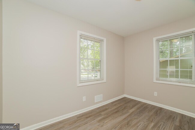 Building Photo - 436 Voyles Dr