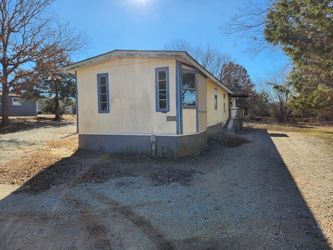 Building Photo - 18567 County Rd 1500