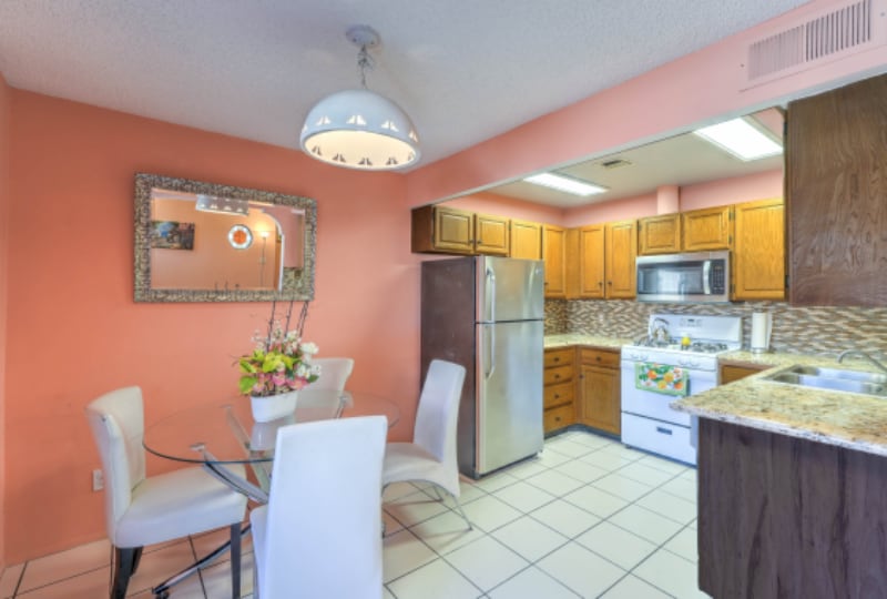 Building Photo - 1751 E Reno Ave