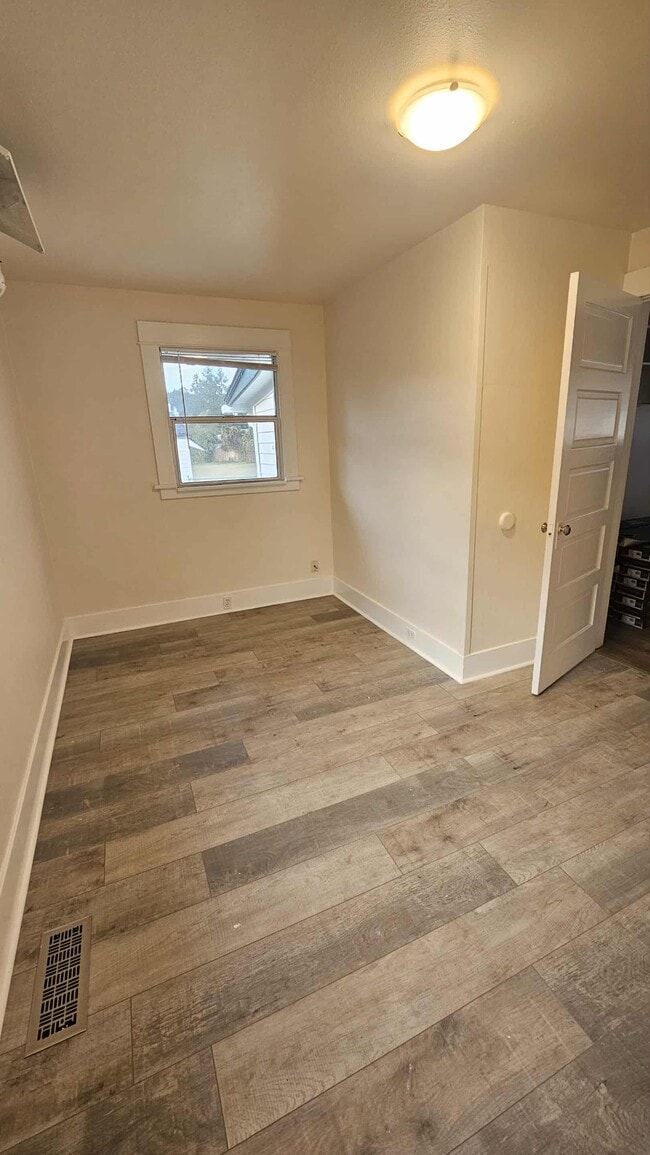 Building Photo - 602 Louviers Ave