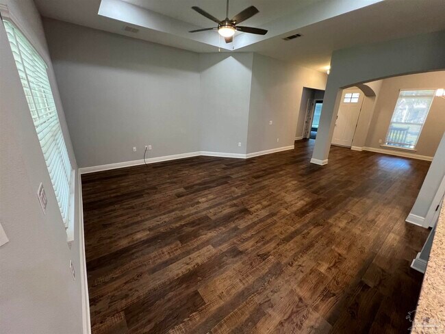 Building Photo - 5779 Dunbar Cir