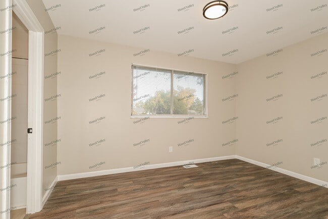 Building Photo - 3006 Chance Dr