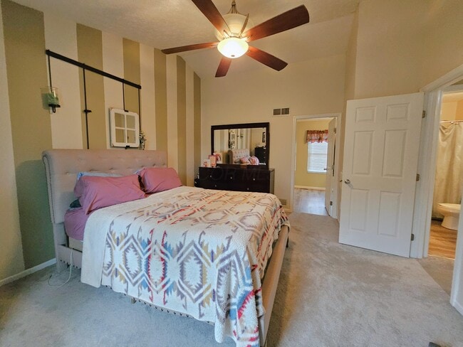 Building Photo - 5429 Bluebell Ct