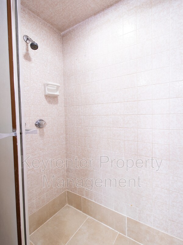 Building Photo - 5009 Kindling Ln