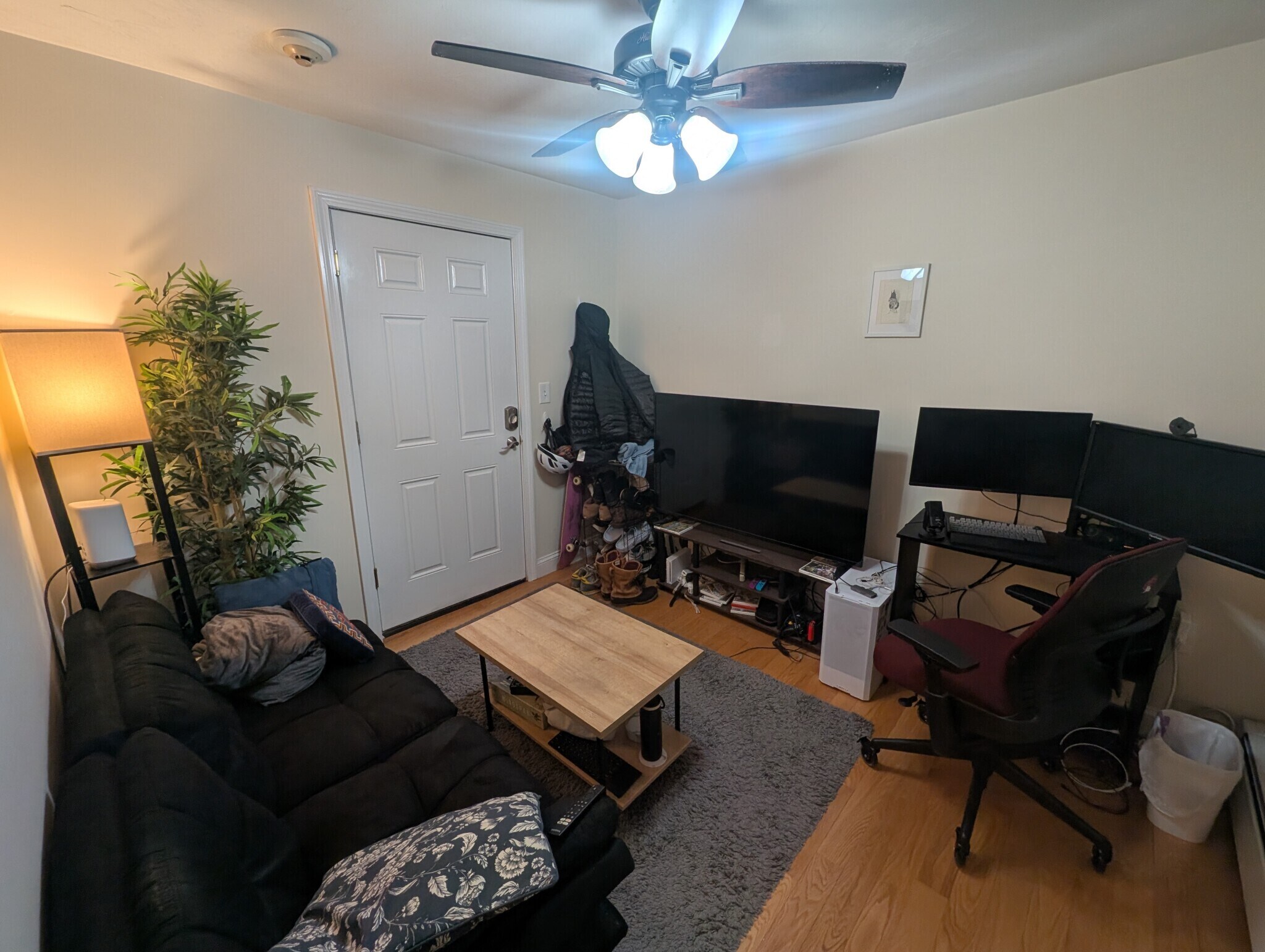 Building Photo - 1054 Cambridge St