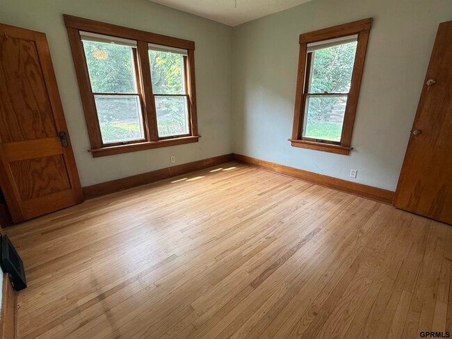 Building Photo - 824 N 47th St