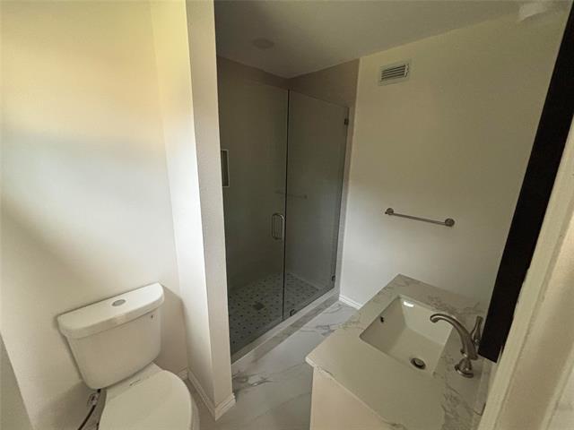 Building Photo - 6127 Bandera Ave