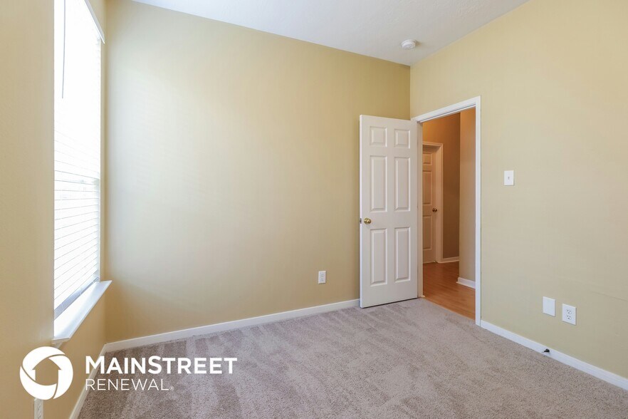 Building Photo - 918 Chapwood Ct