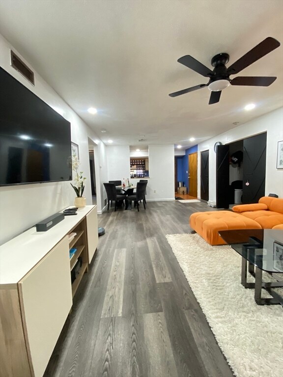 Primary Photo - 375 Aiken Ave