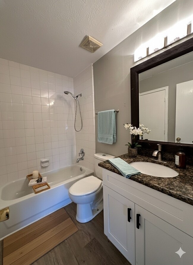 Building Photo - 2882 Sun River Ln