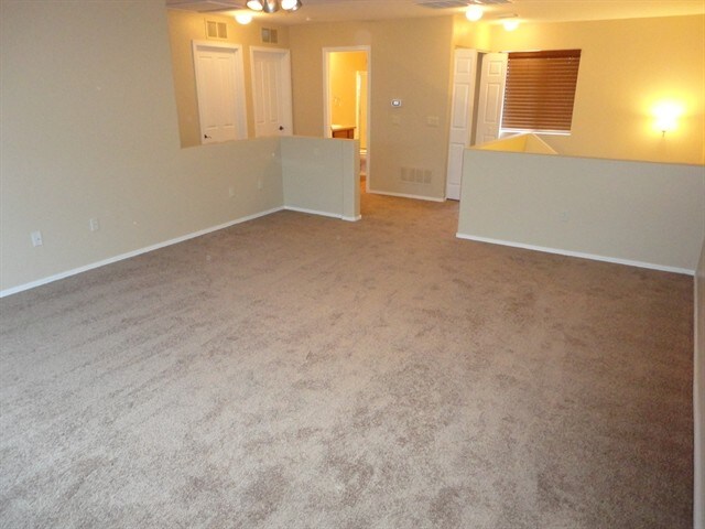 Building Photo - 8530 E Pena Blanca Dr