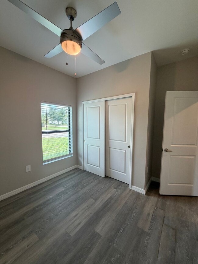 Building Photo - 26315 Explorer Rd