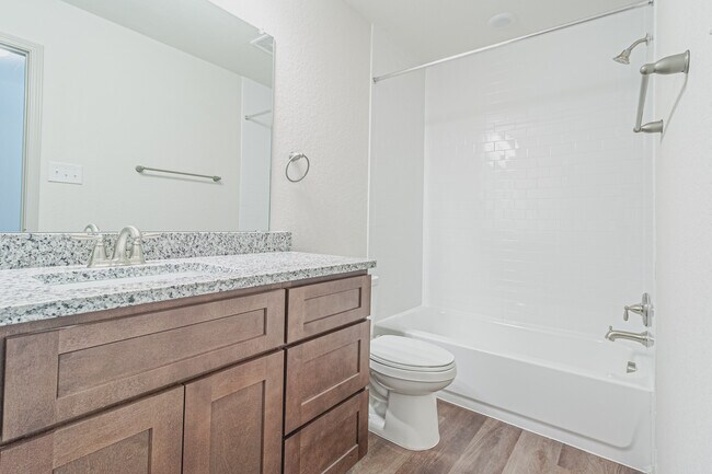 Building Photo - 7411 Gramercy Way