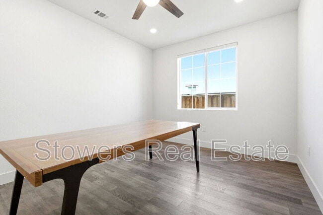 Building Photo - 6336 Moser Wy